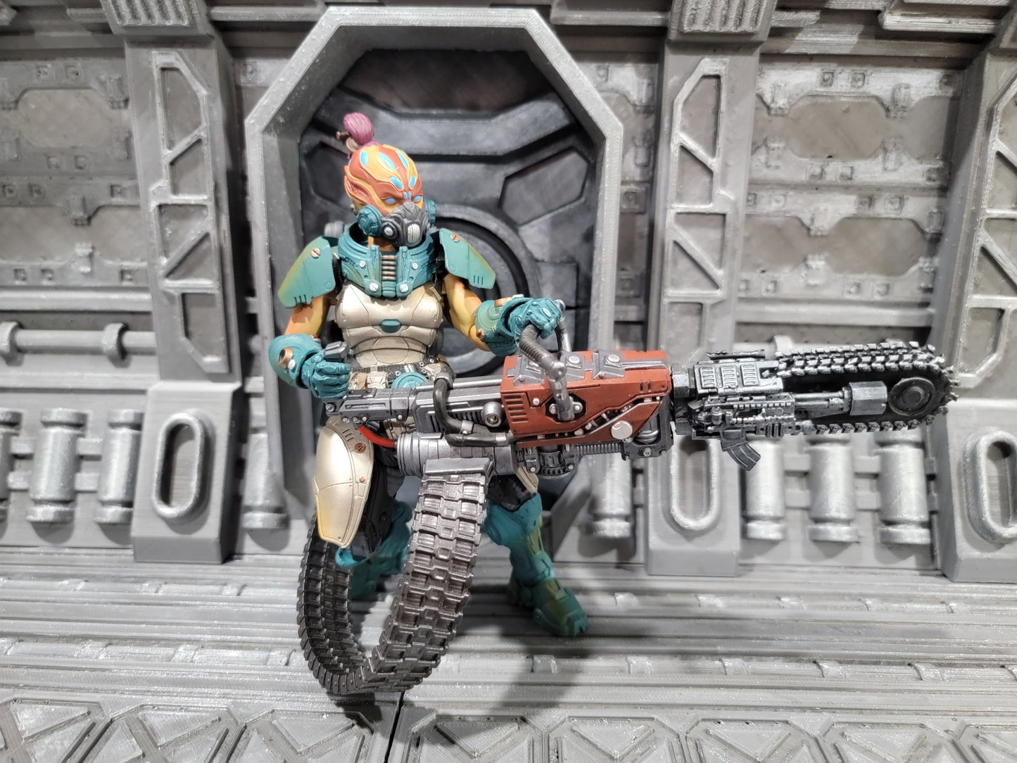 Chainsaw Machine Gun Topper for Slygor Staff
