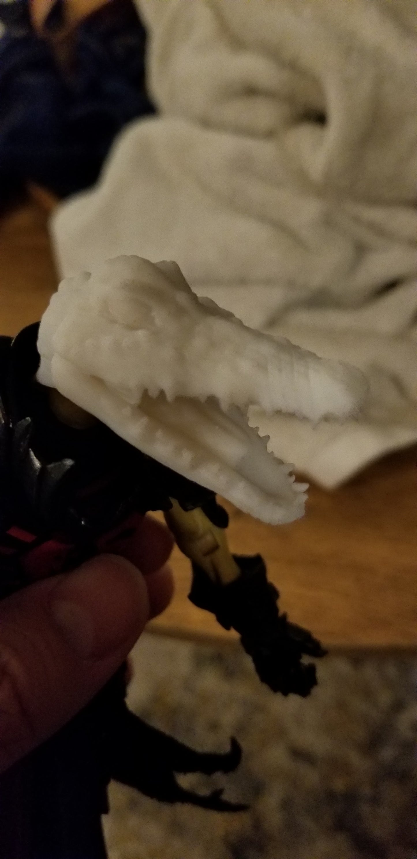 Croc Scarred Open Mouth Head Unpainted
