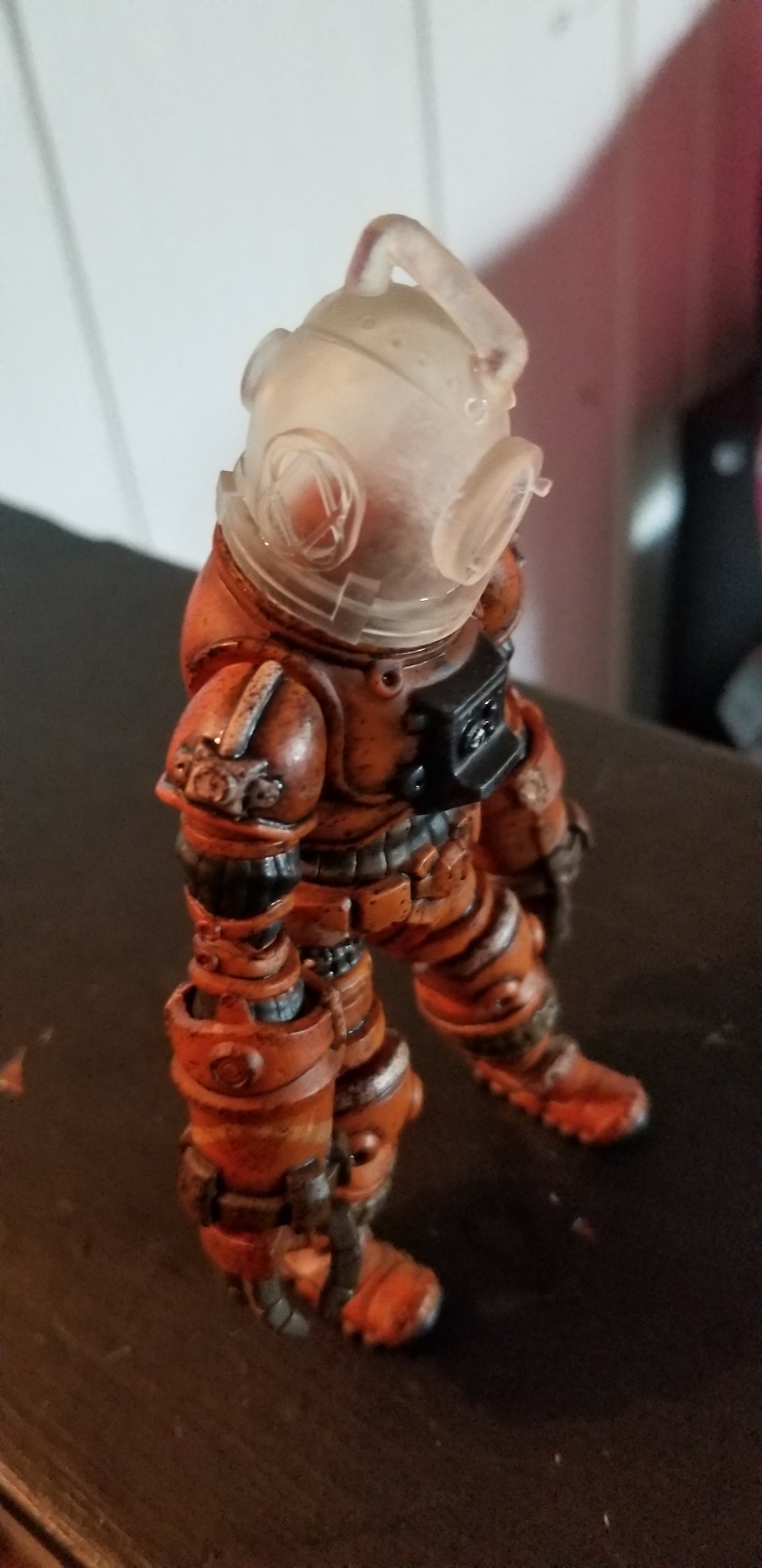 Scuba Helmet for Acid Rain Space Prisoner figure