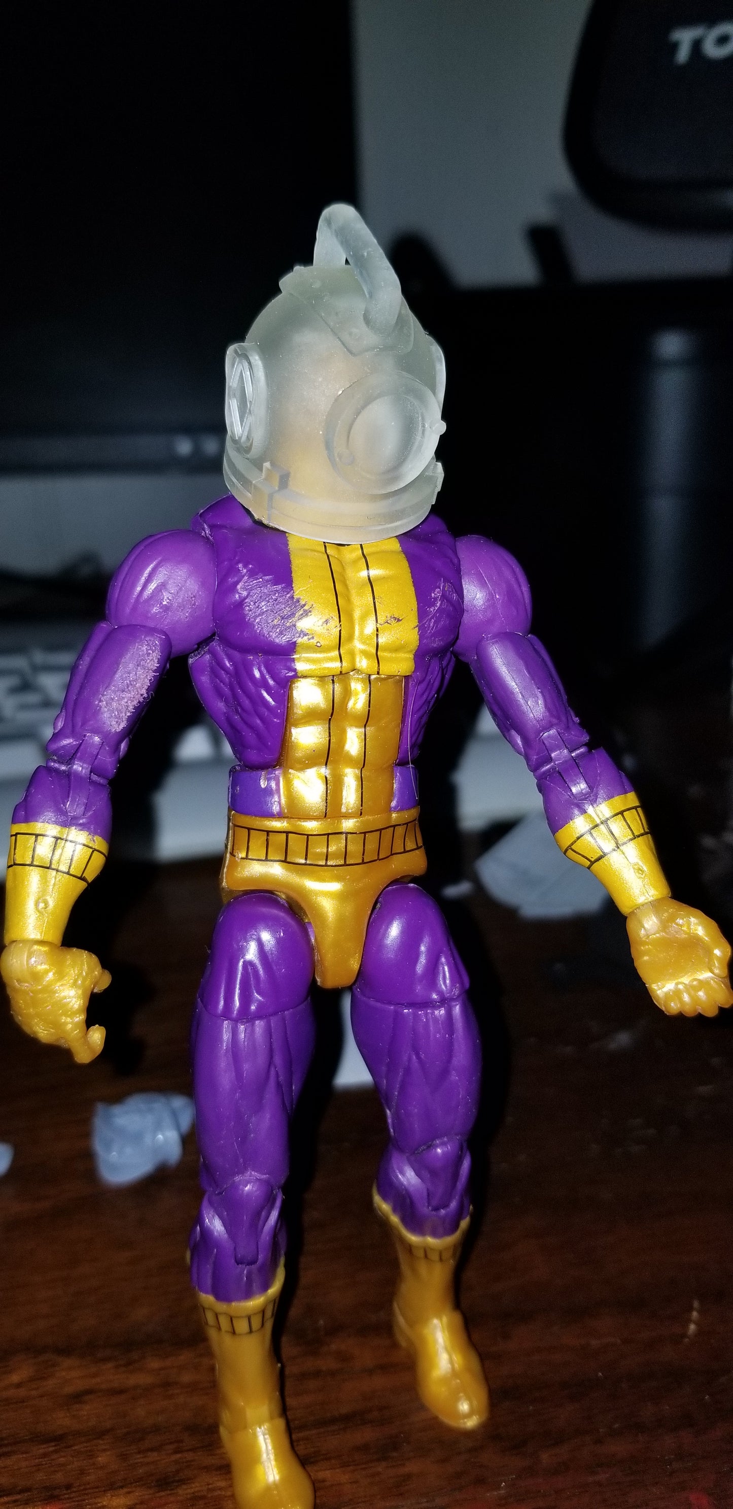Scuba Helmet for Acid Rain Space Prisoner figure