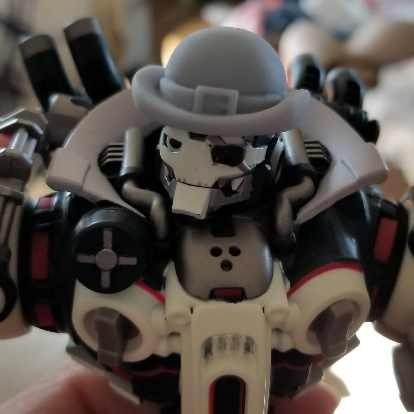 Top Hat/Bowler Hat unpainted