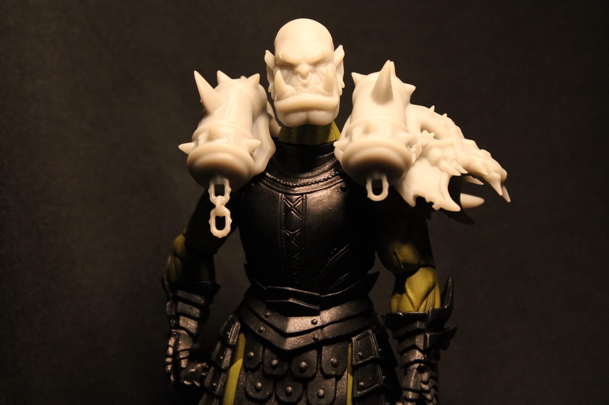 Garrosh Pauldrons